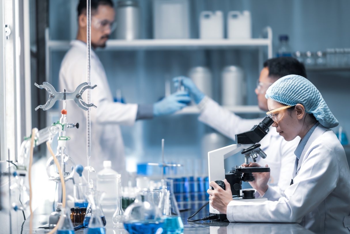Empowering-Careers-in-Life-Sciences--1215x811.jpg